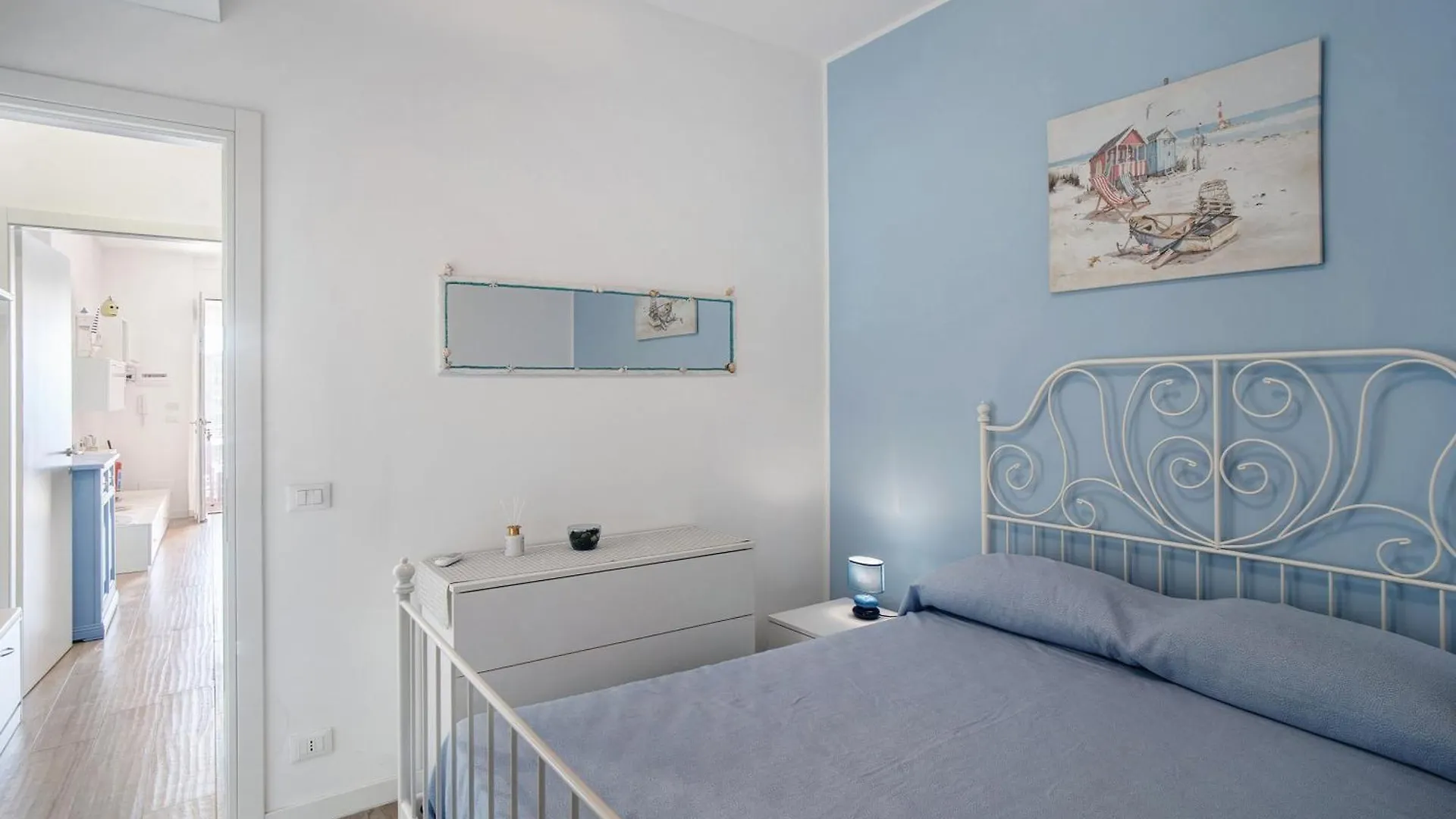 Perla Marina Apartment Santo Stefano al Mare 0*,  Italy